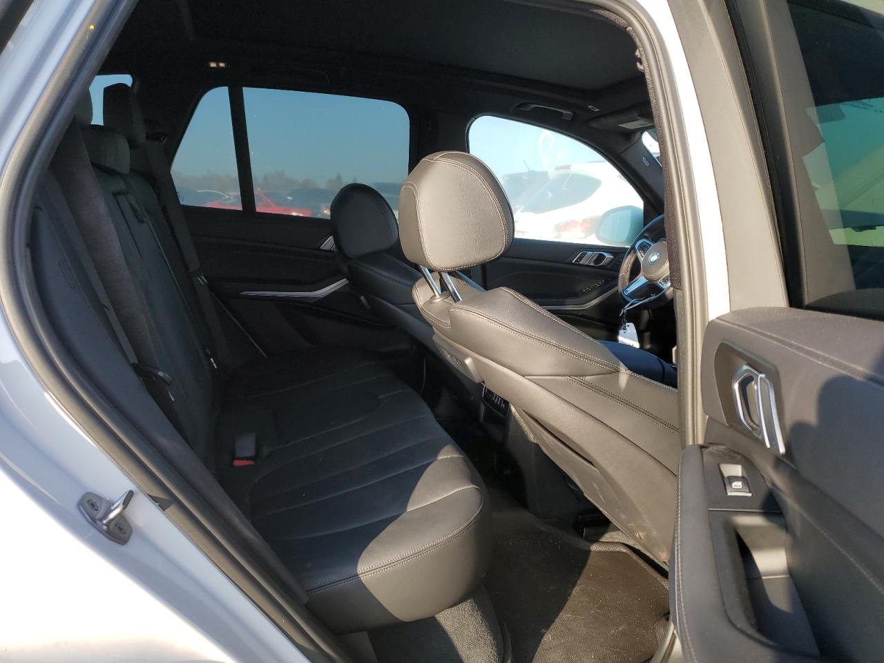 2022 BMW X5 - Image 11