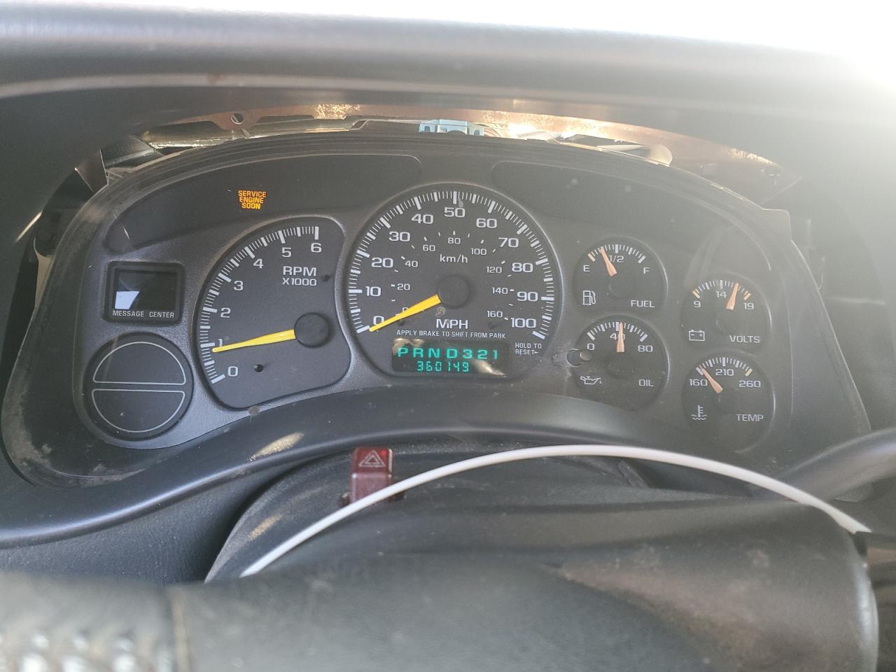 2001 GMC Sierra - Image 9