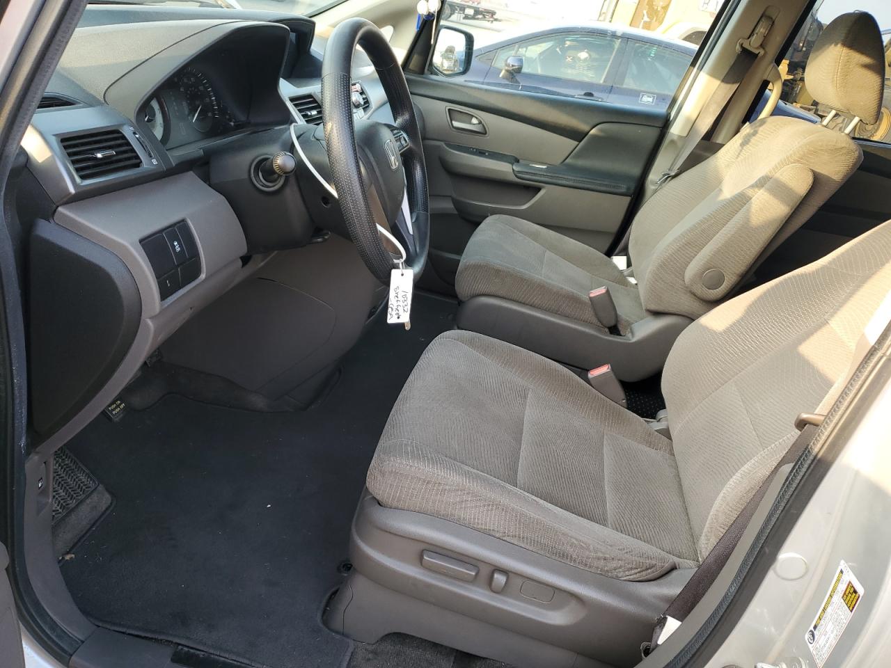 2012 Honda Odyssey - Image 7