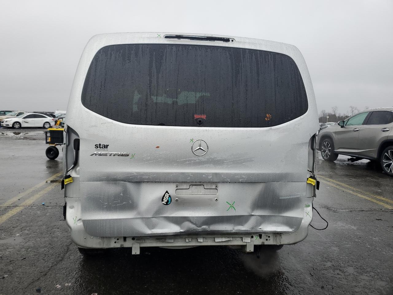 VIN WD4PG2EE0J3391313 2018 MERCEDES-BENZ METRIS no.6