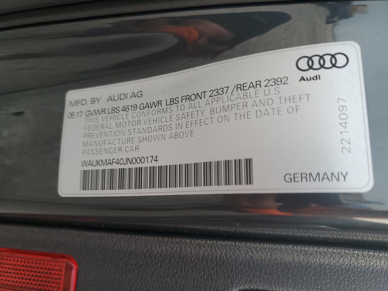 VIN WAUKMAF40JN000174 2018 AUDI A4 no.13