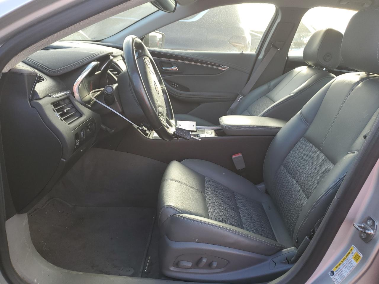 2015 Chevrolet Impala - Image 7