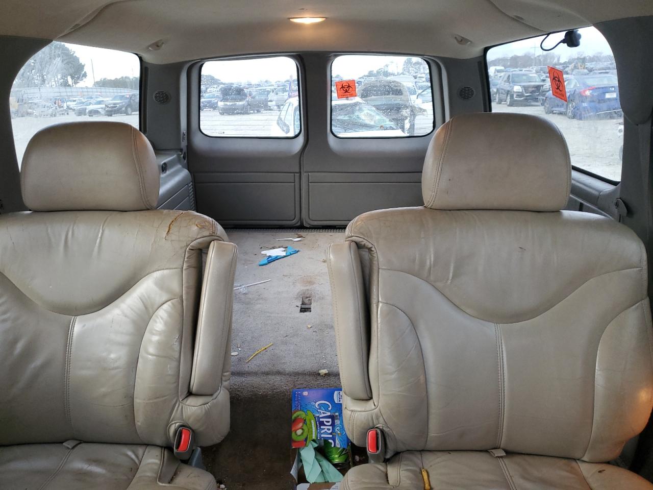 2000 GMC Yukon - Image 10
