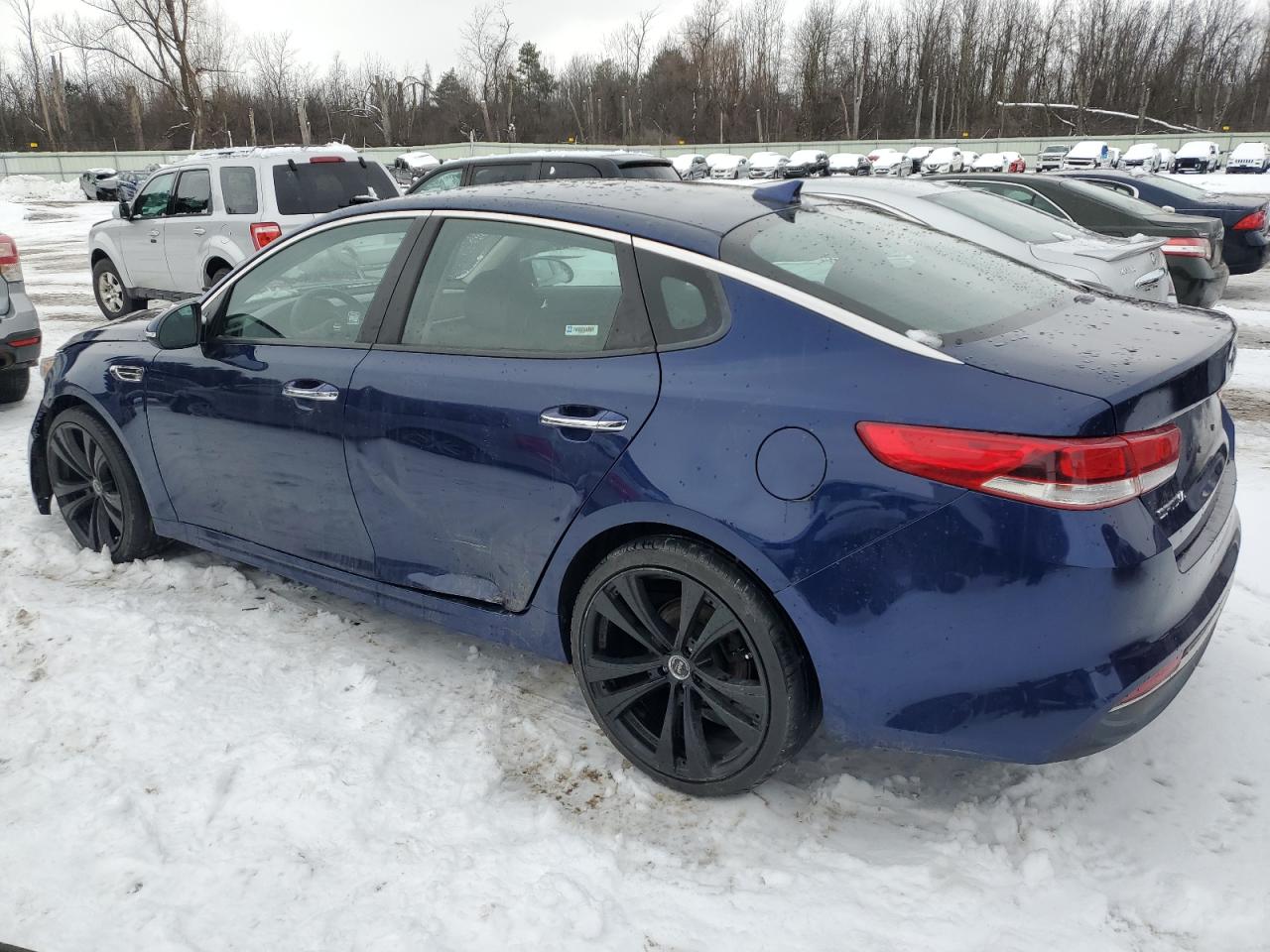 5XXGT4L37HG163032 2017 KIA OPTIMA - Image 2