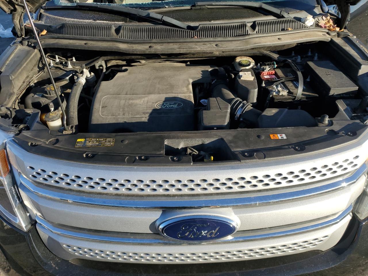 2012 Ford Explorer - Image 13