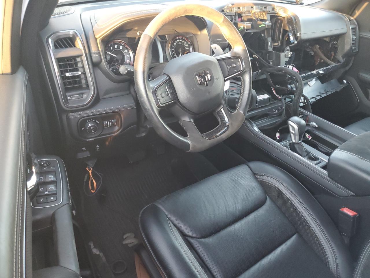 2021 RAM 1500 - Image 8