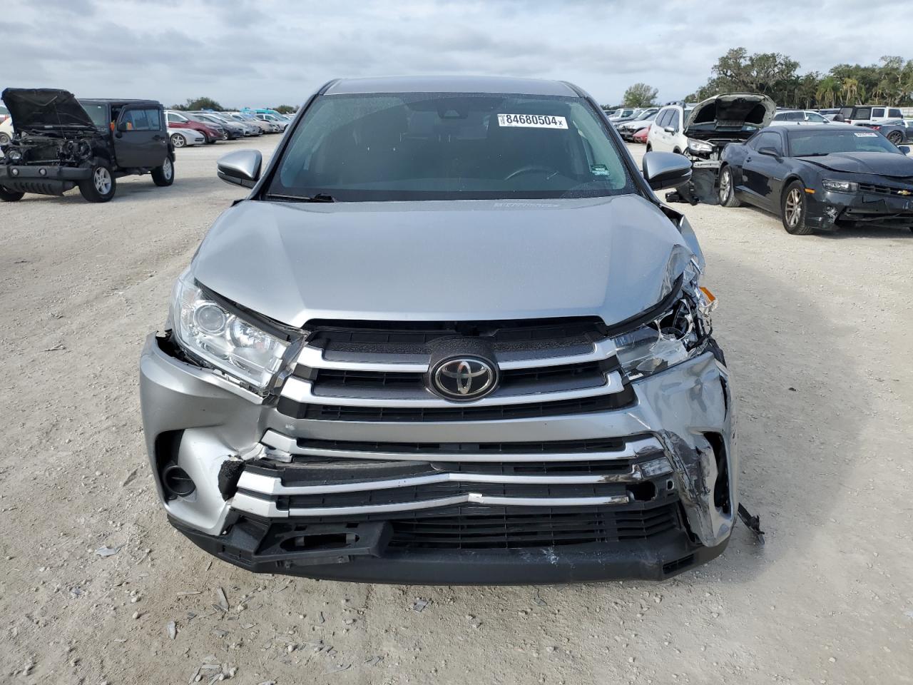 VIN 5TDZARFH1KS049892 2019 TOYOTA HIGHLANDER no.5