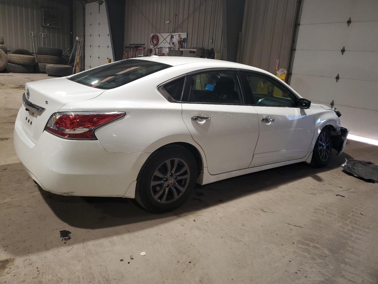 VIN 1N4AL3AP6FN396915 2015 NISSAN ALTIMA no.3