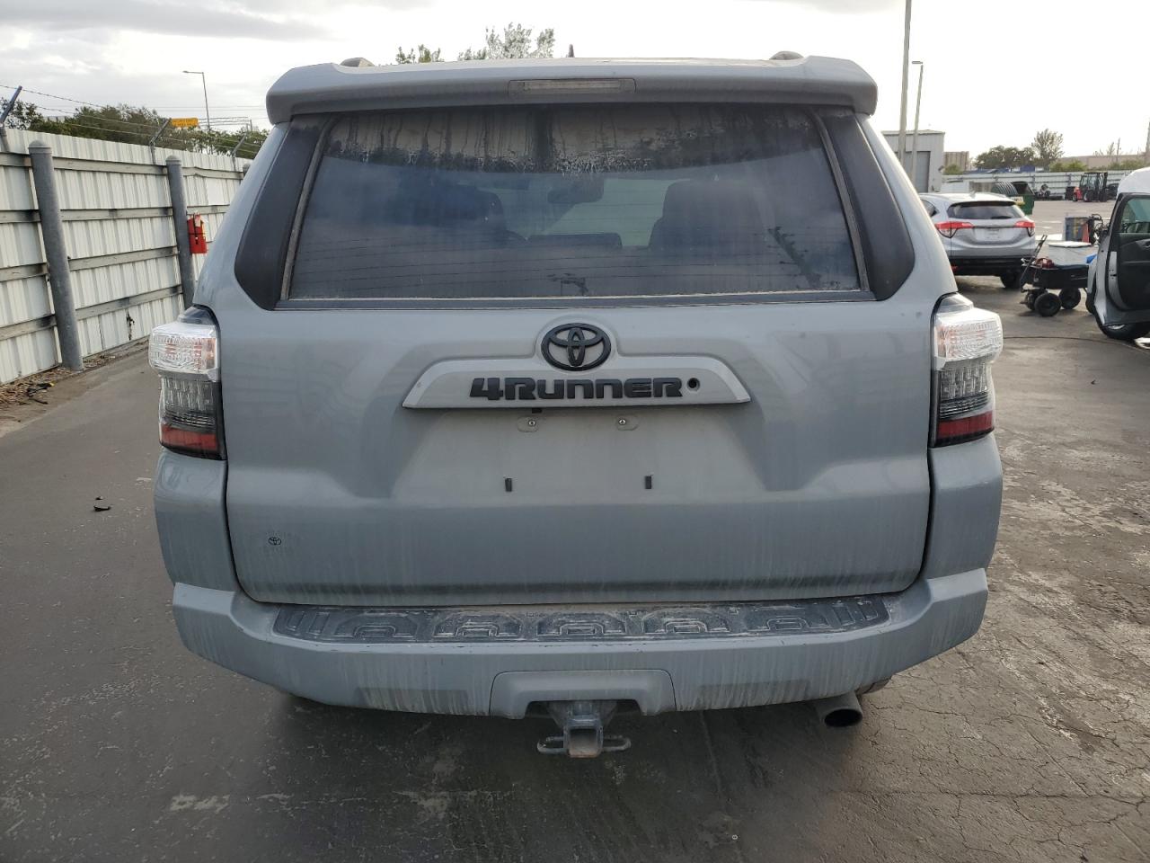 2021 Toyota 4Runner Sr5/Sr5 Premium VIN: JTEBU5JR7M5857766 Lot: 84848844