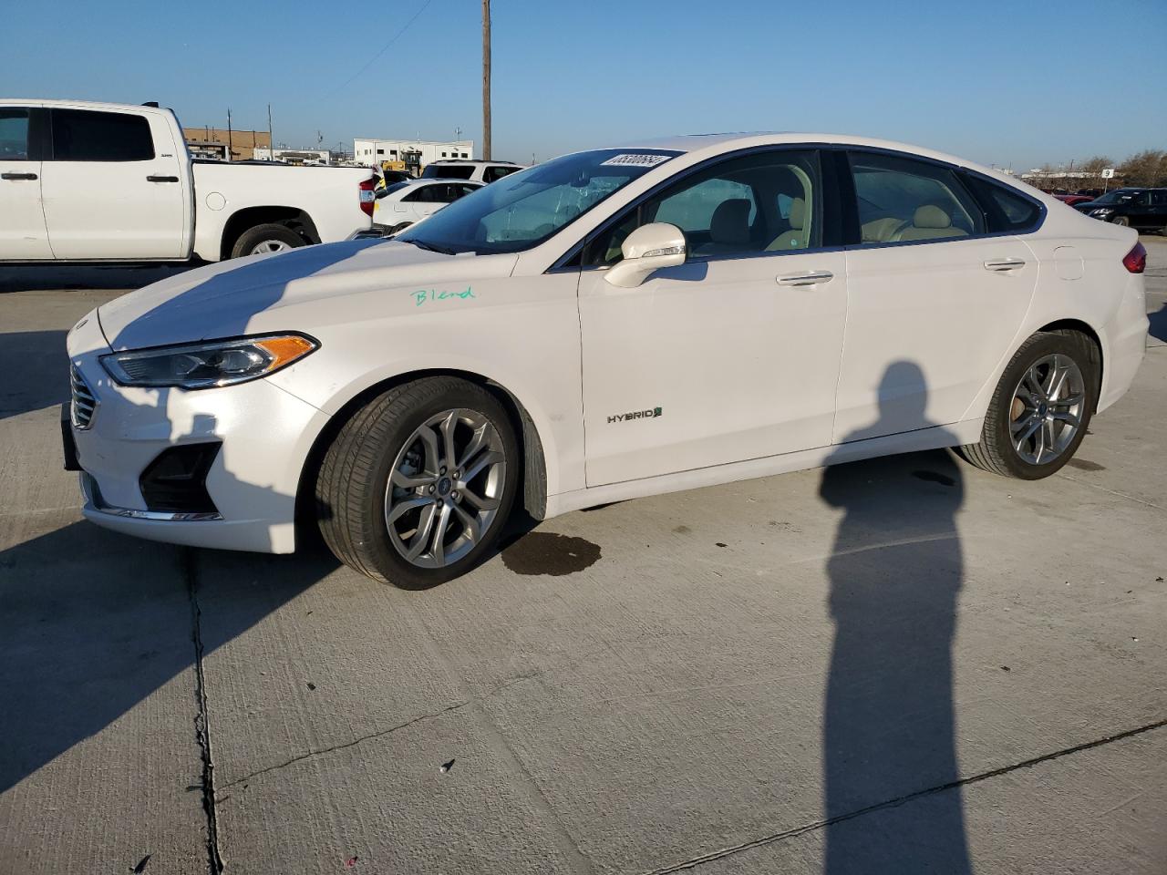 VIN 3FA6P0MU5KR235327 2019 FORD FUSION no.1