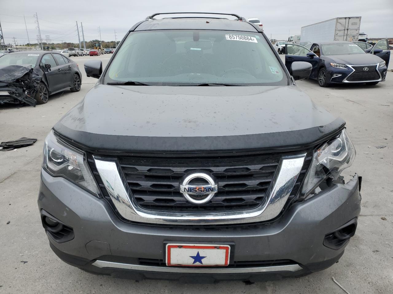 2020 Nissan Pathfinder - Image 5