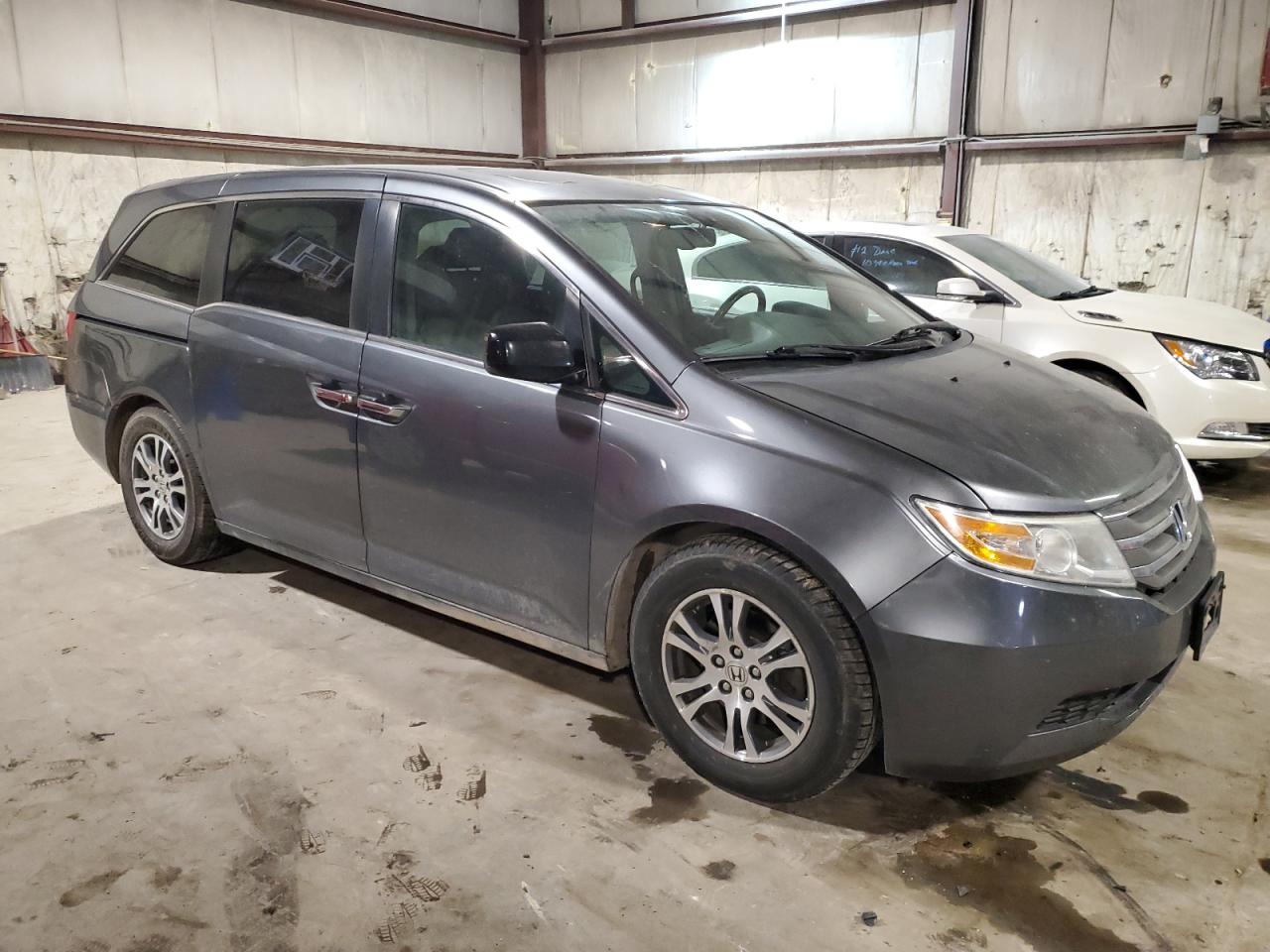 2013 Honda Odyssey - Image 4
