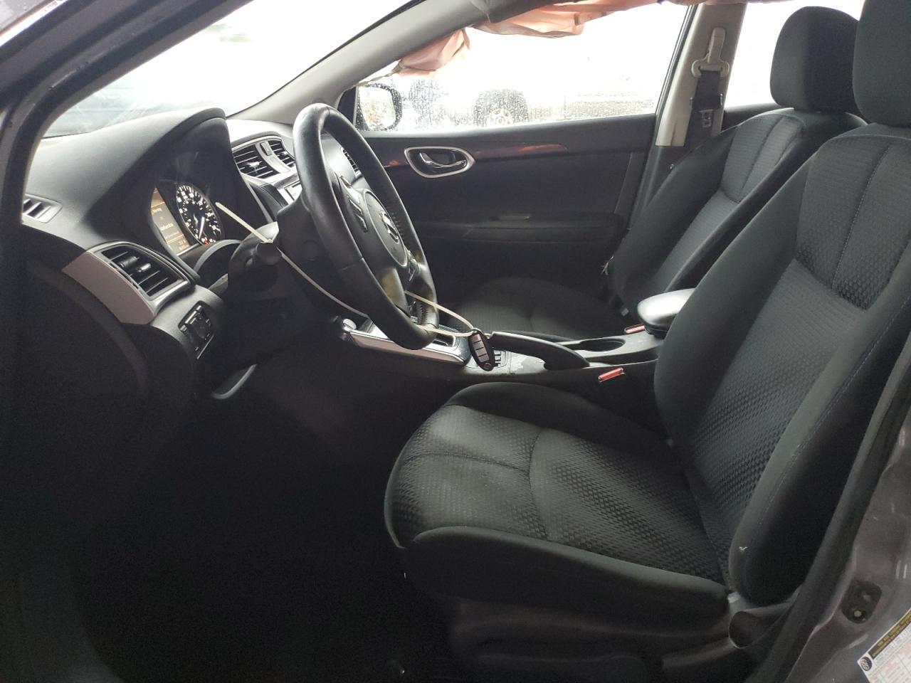 2019 Nissan Sentra - Image 7