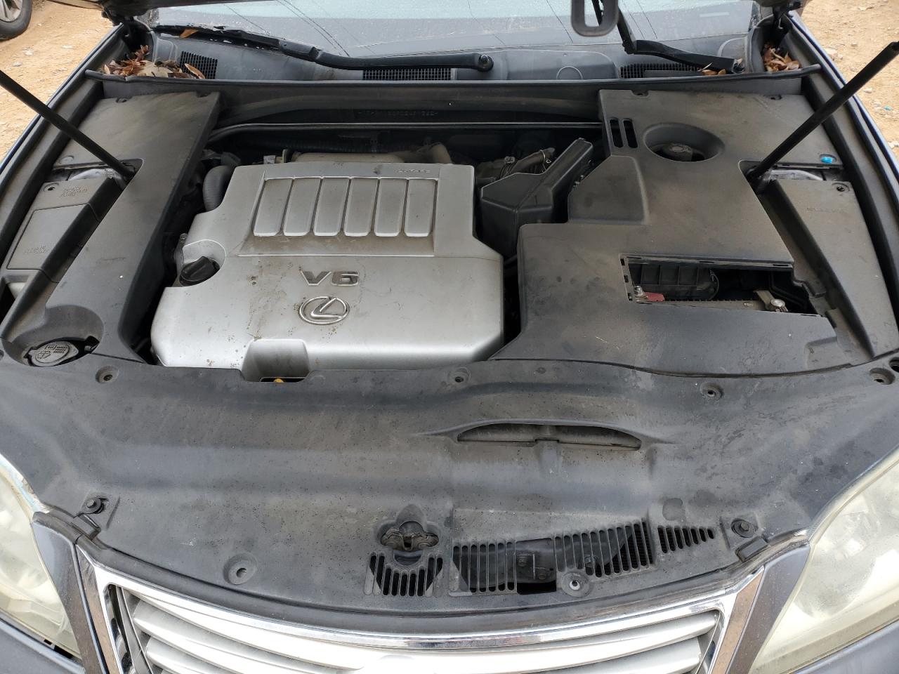 2012 Lexus ES - Image 12