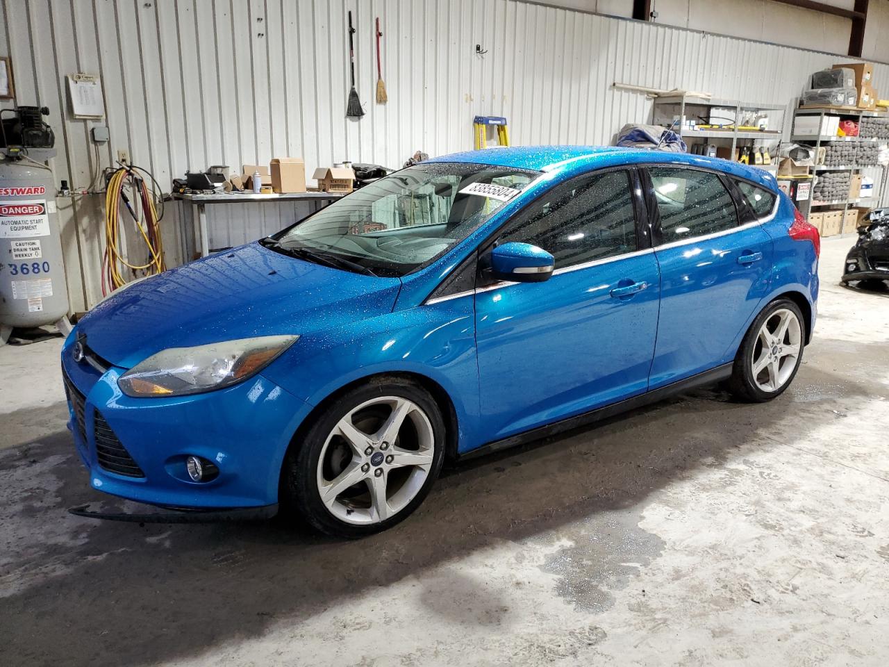 VIN 1FADP3N25EL422849 2014 FORD FOCUS no.1