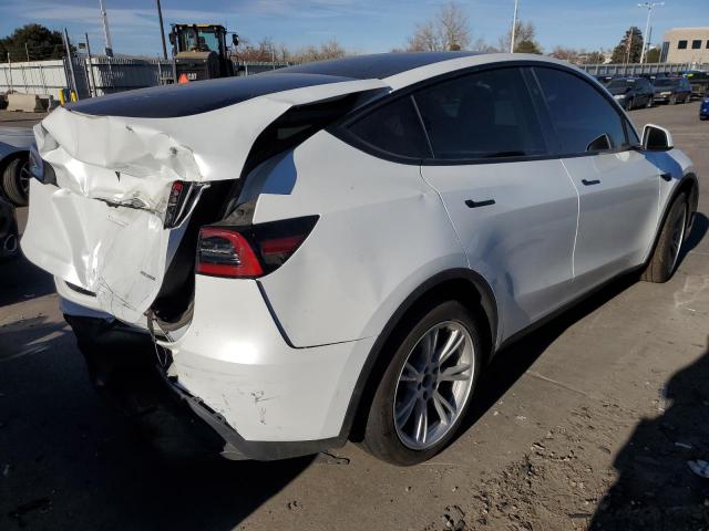  TESLA MODEL Y 2024 Білий