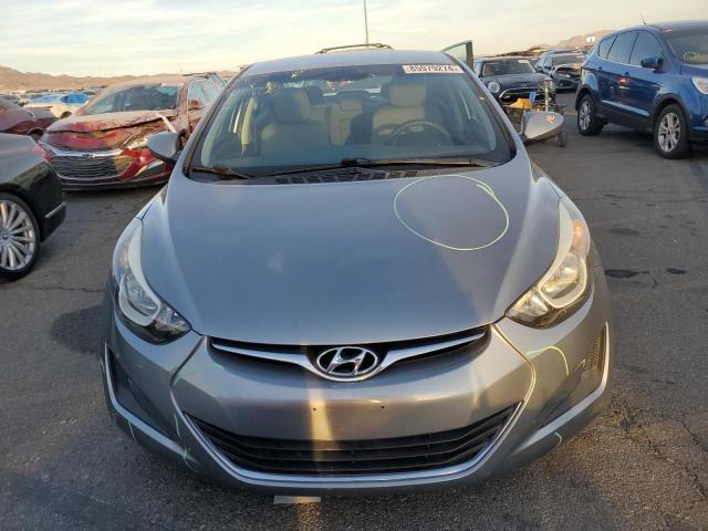  HYUNDAI ELANTRA 2016 Srebrny