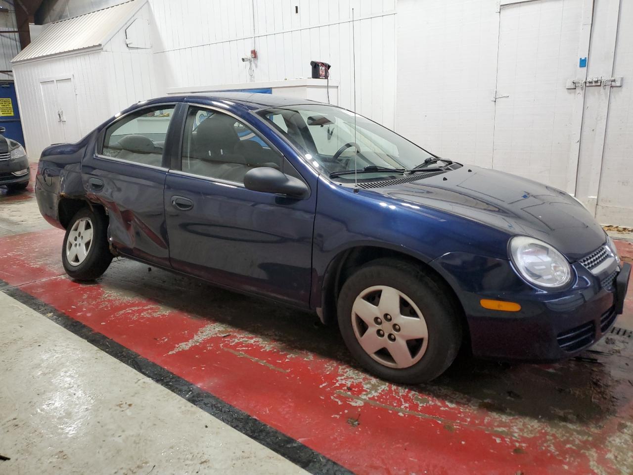 2005 Dodge Neon - Image 4