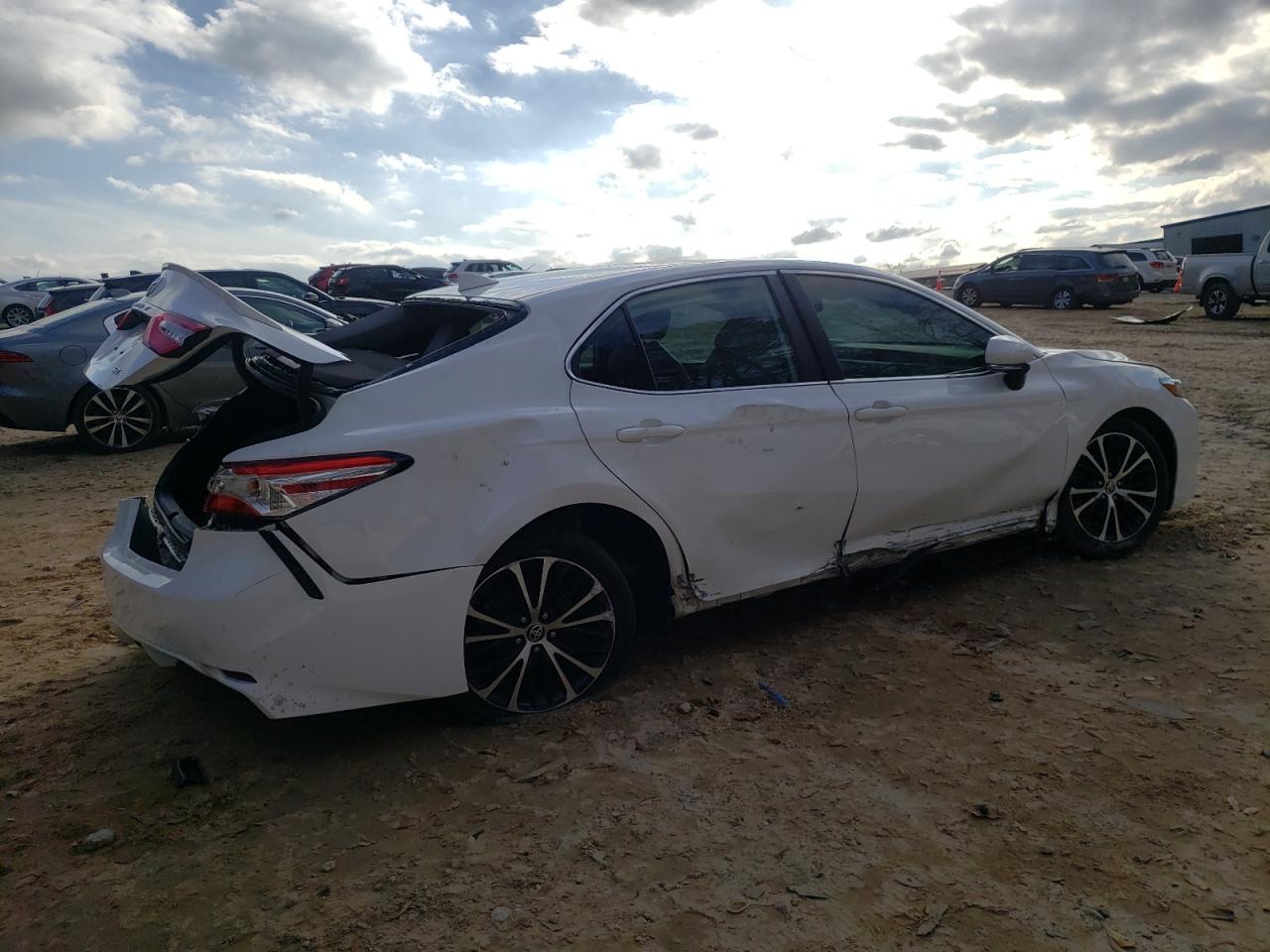 2020 Toyota Camry - Image 3