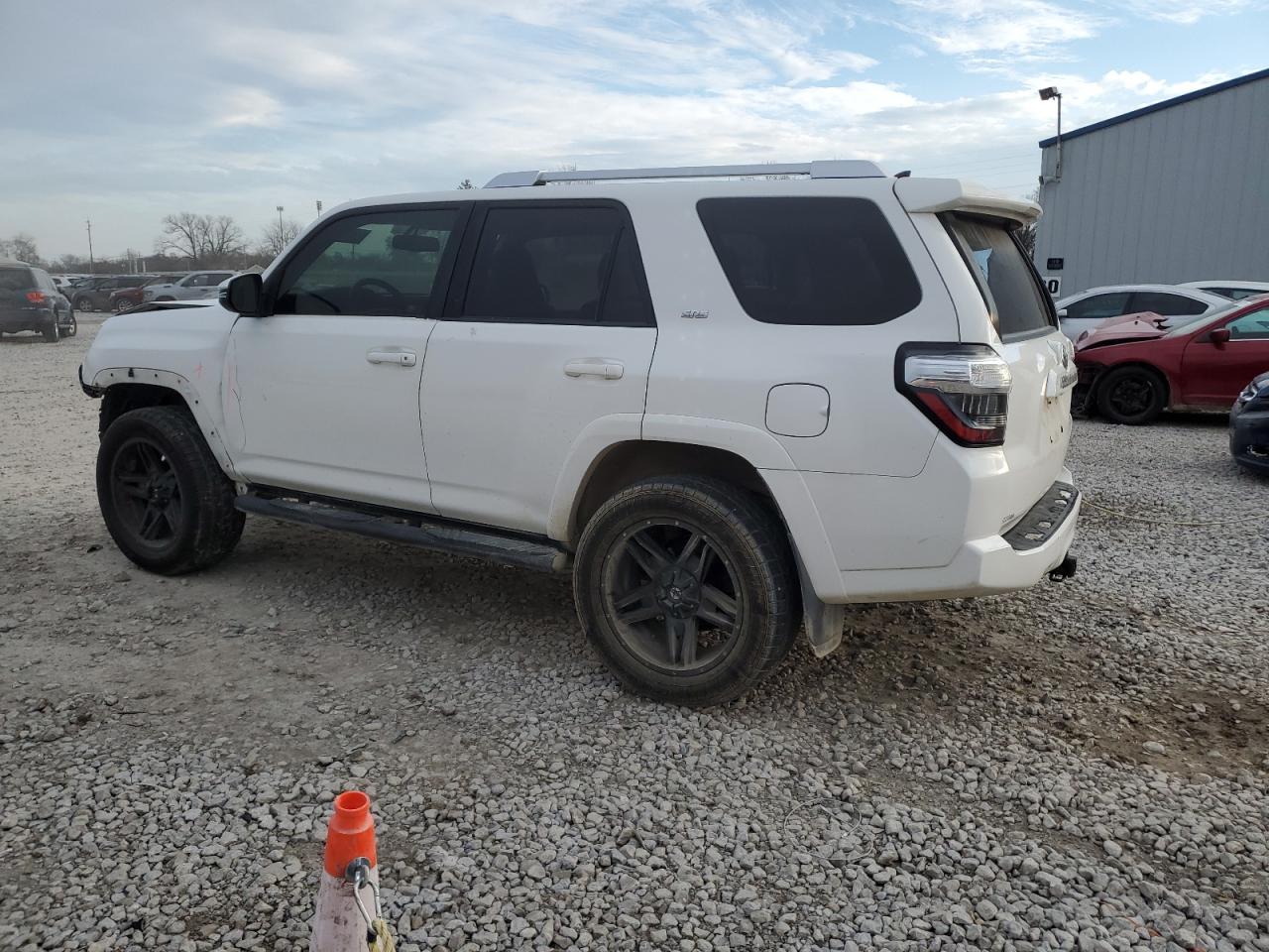 2014 Toyota 4Runner - Image 2