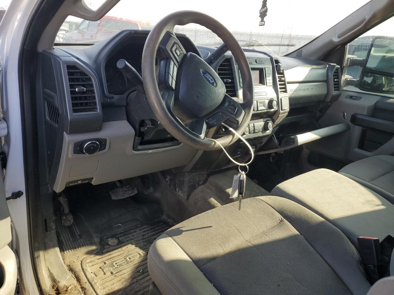 2020 Ford F250 - Image 8