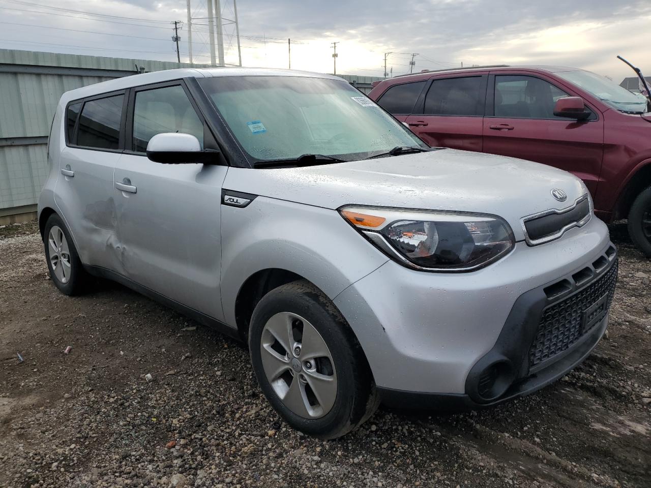 VIN KNDJN2A25G7840715 2016 KIA SOUL no.4