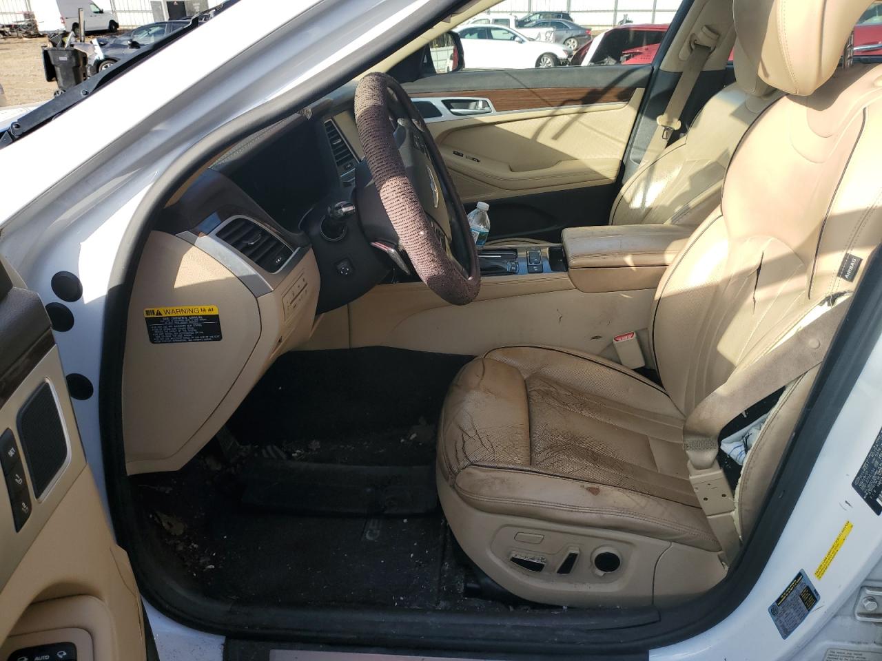 2016 Hyundai Genesis 3.8L VIN: KMHGN4JE5GU127861 Lot: 85051374