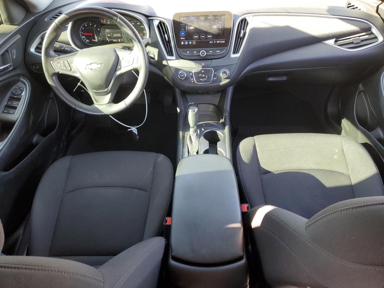 2019 Chevrolet Malibu - Image 8