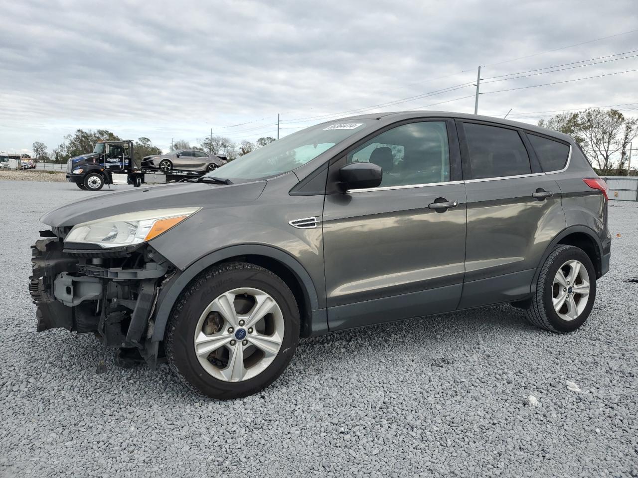 VIN 1FMCU0G90FUB41637 2015 FORD ESCAPE no.1