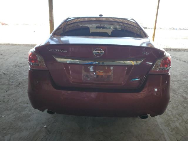 Sedans NISSAN ALTIMA 2013 Czerwony