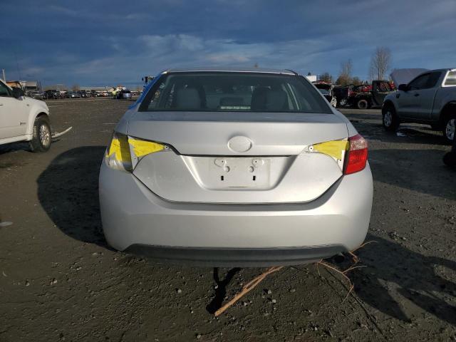  TOYOTA COROLLA 2018 Silver