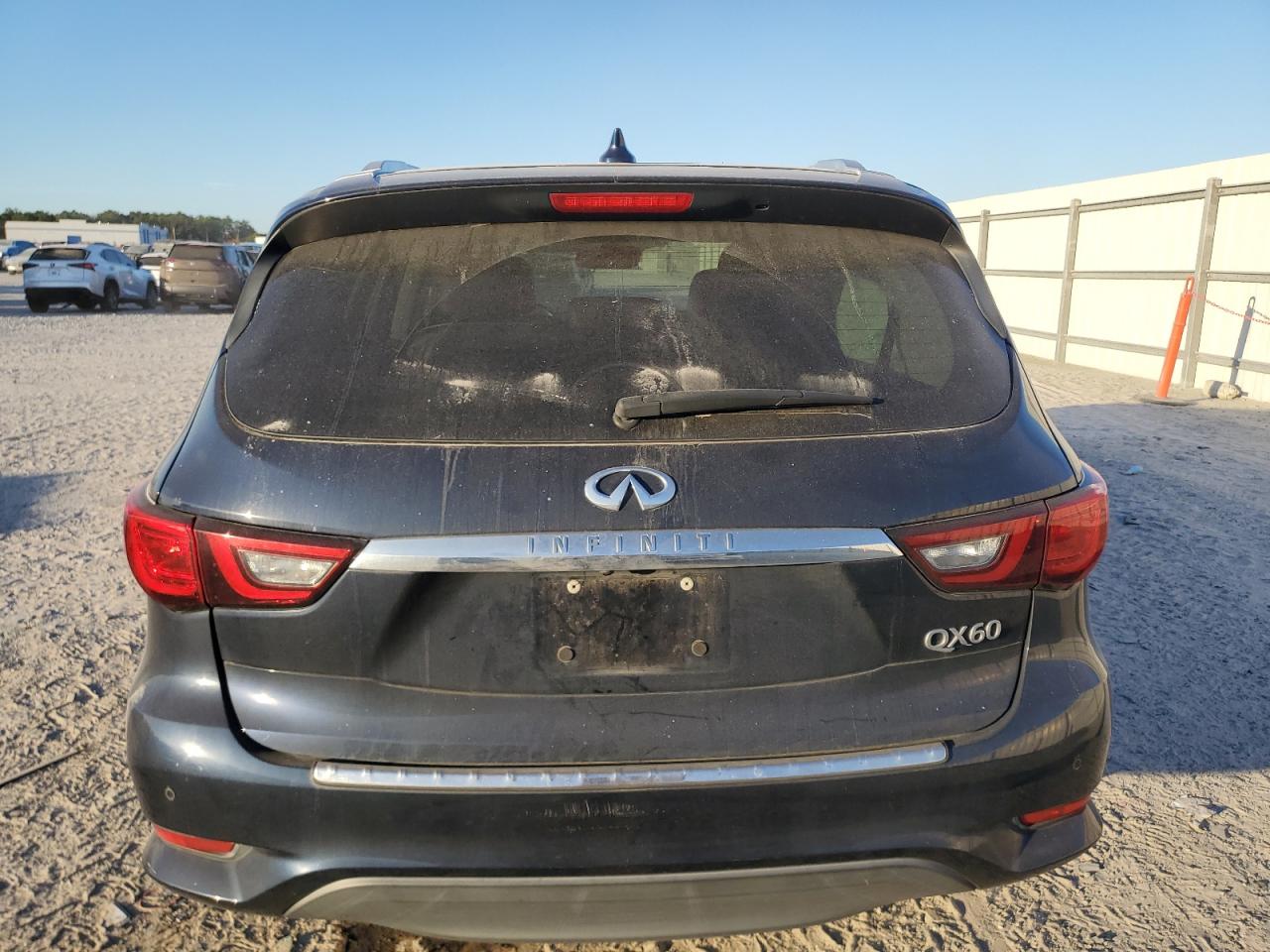 2019 Infiniti QX60 - Image 6