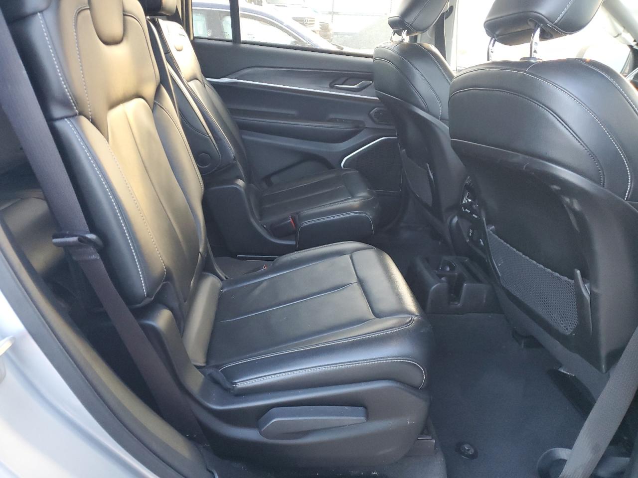 2021 Jeep Grand Cherokee - Image 10