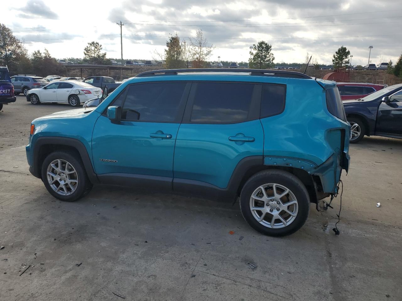 VIN ZACNJABB7KPK50613 2019 JEEP RENEGADE no.2