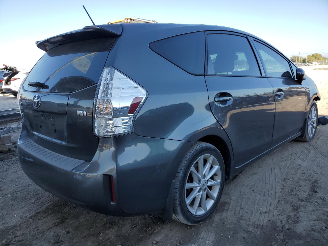 VIN JTDZN3EU0D3187508 2013 TOYOTA PRIUS no.3