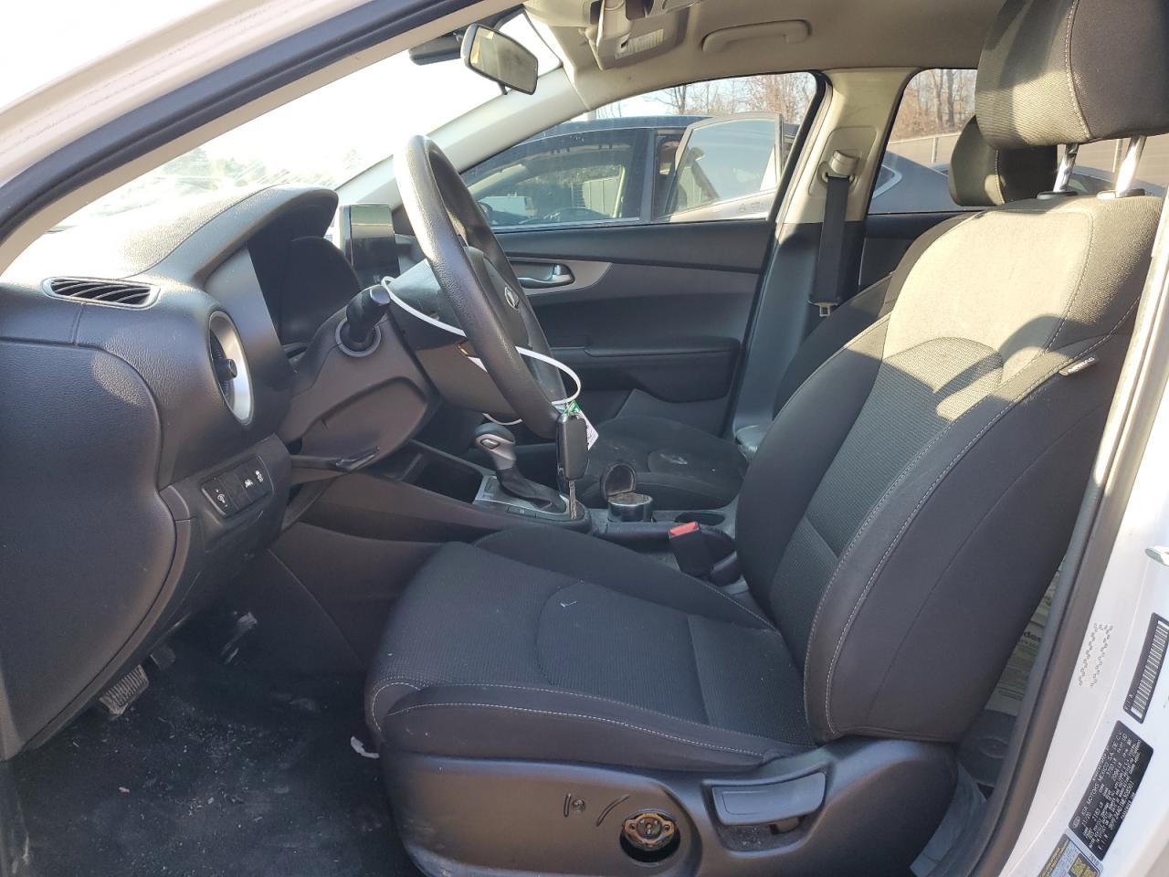 2021 Kia Forte - Image 7