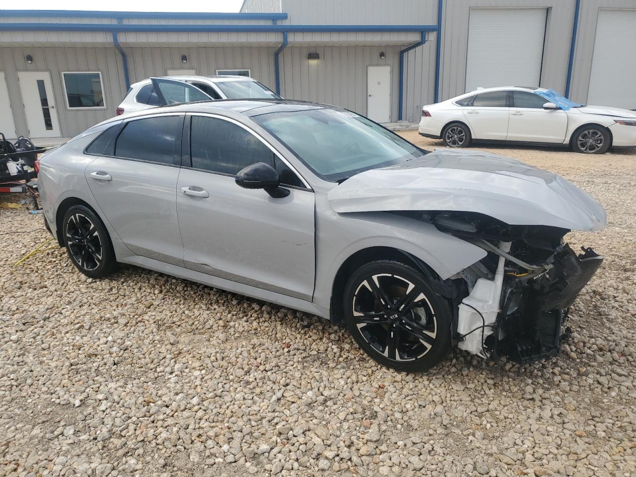 2021 Kia K5 - Image 4