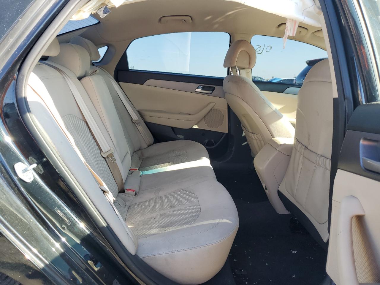 2015 Hyundai Sonata - Image 10
