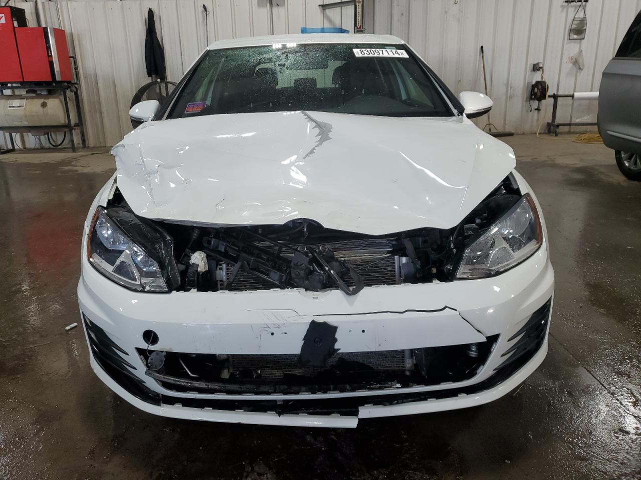 2016 Volkswagen GTI - Image 5