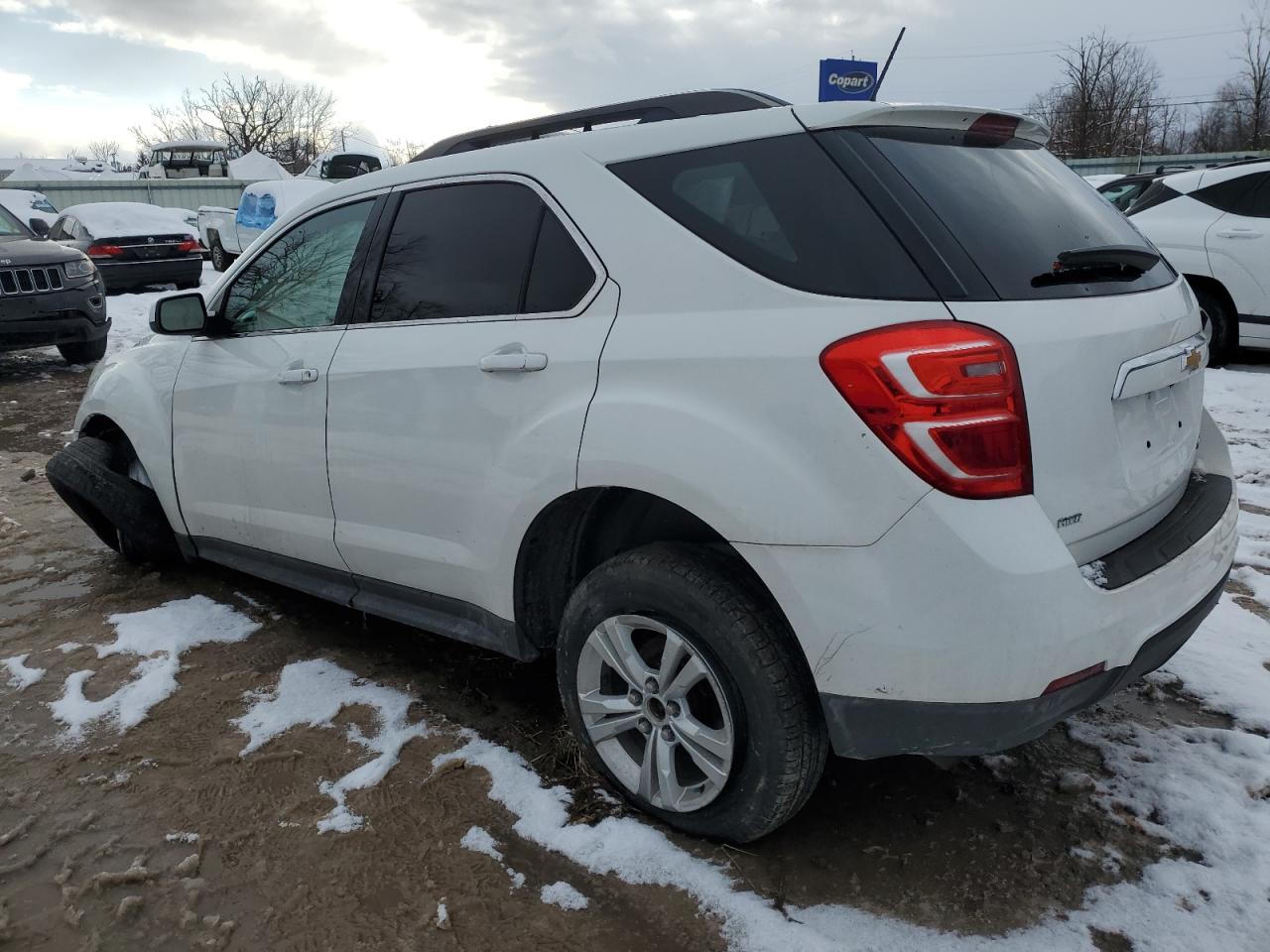 2016 Chevrolet Equinox - Image 2