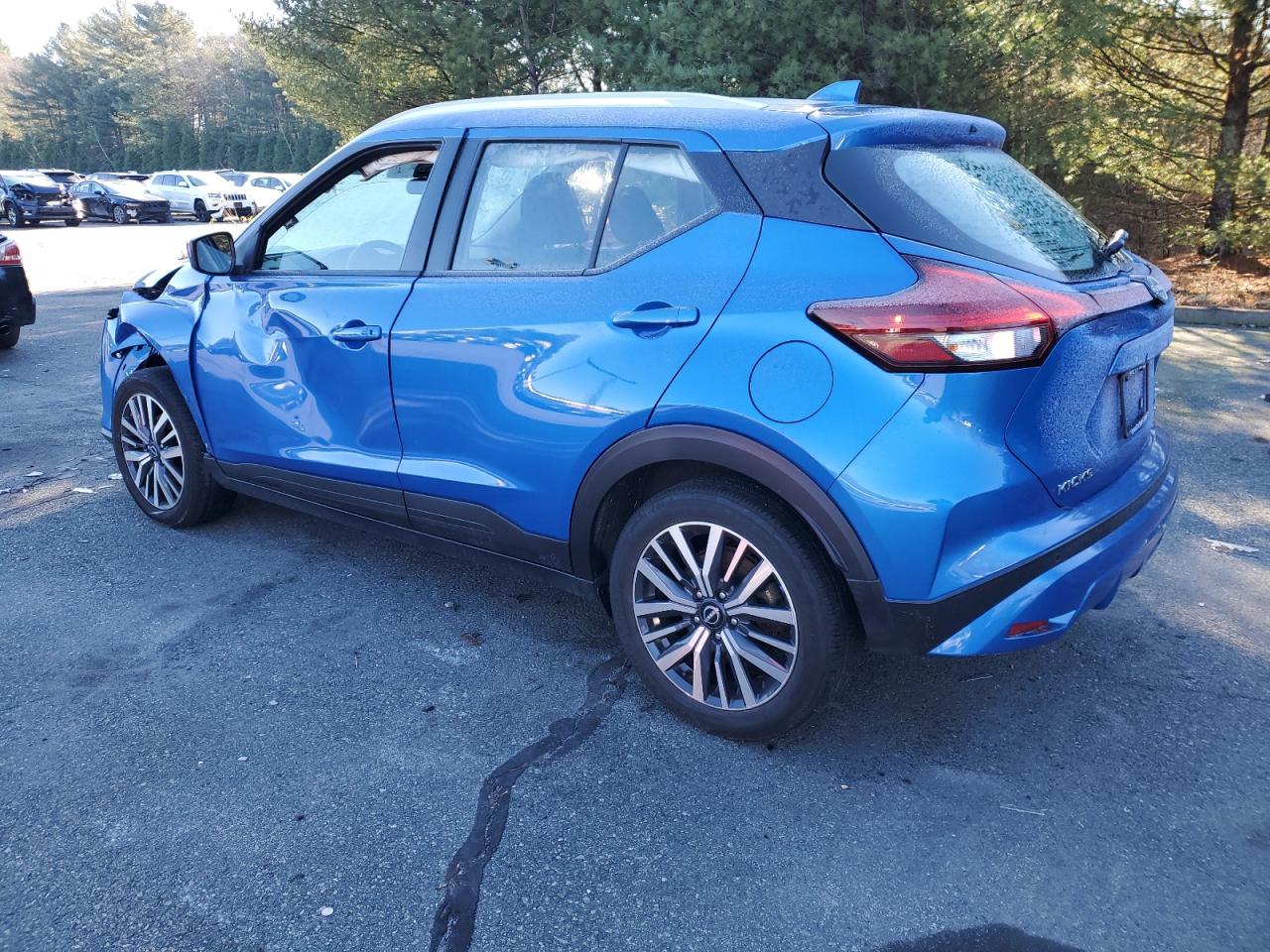 2022 Nissan Kicks - Image 2