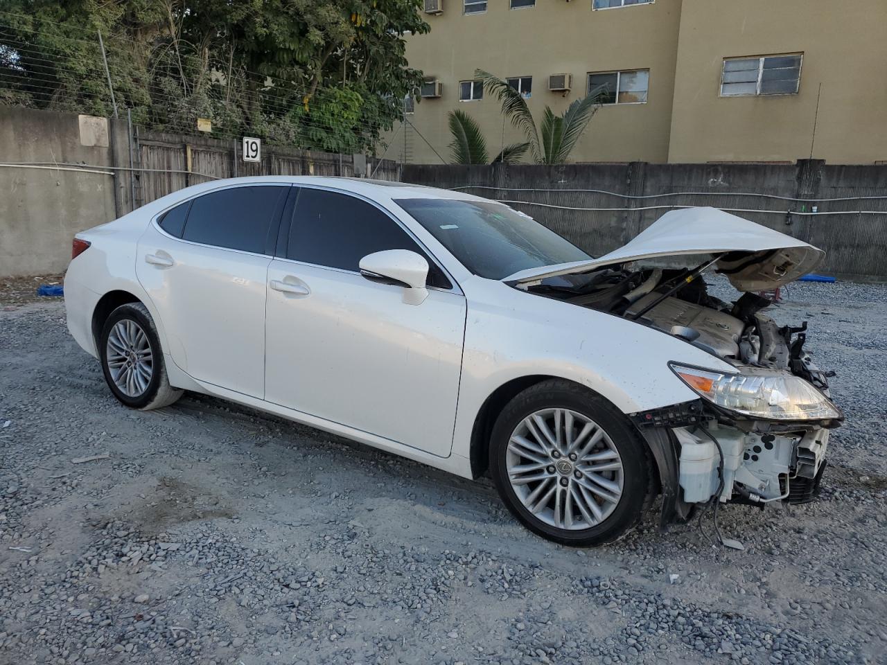 VIN JTHBK1GG3E2105394 2014 LEXUS ES350 no.4