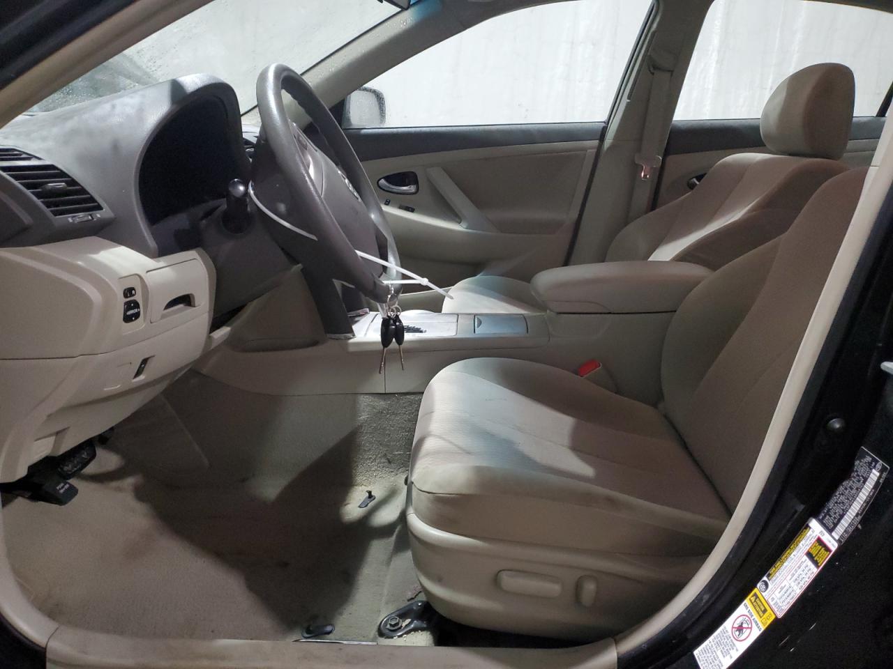 2010 Toyota Camry - Image 7