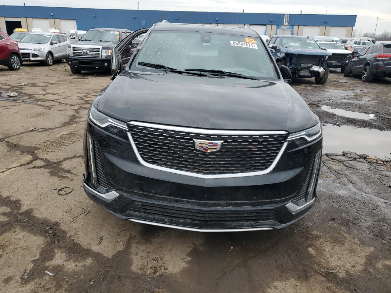 VIN 1GYKPCRS5PZ101061 2023 CADILLAC XT6 no.5