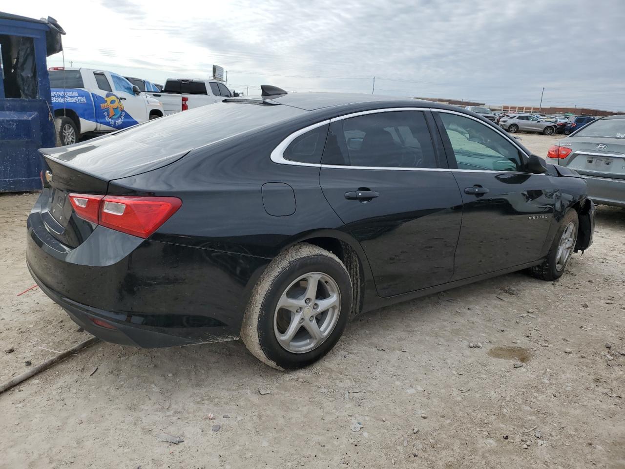 2018 Chevrolet Malibu - Image 3