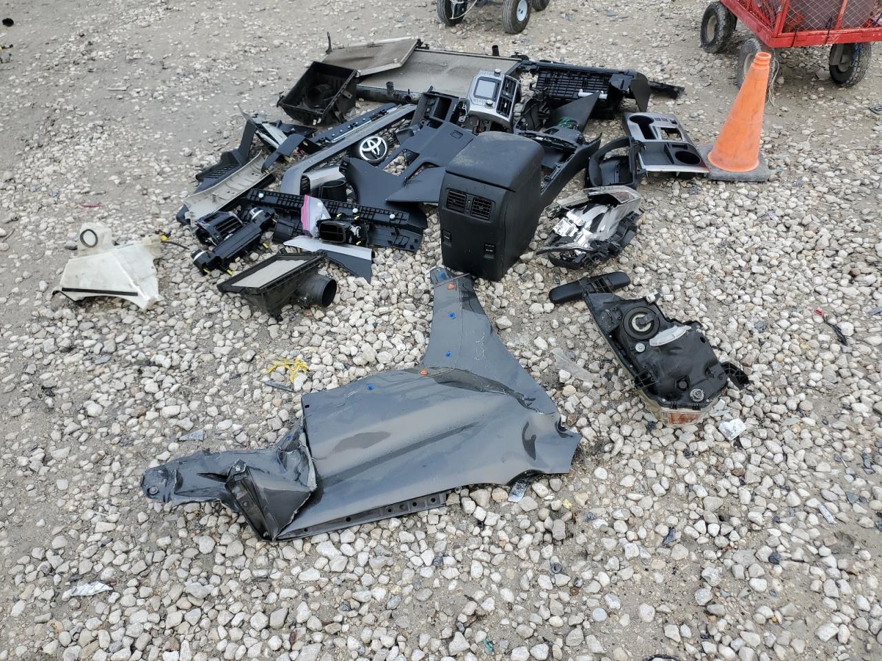 2019 Toyota 4Runner - Image 13