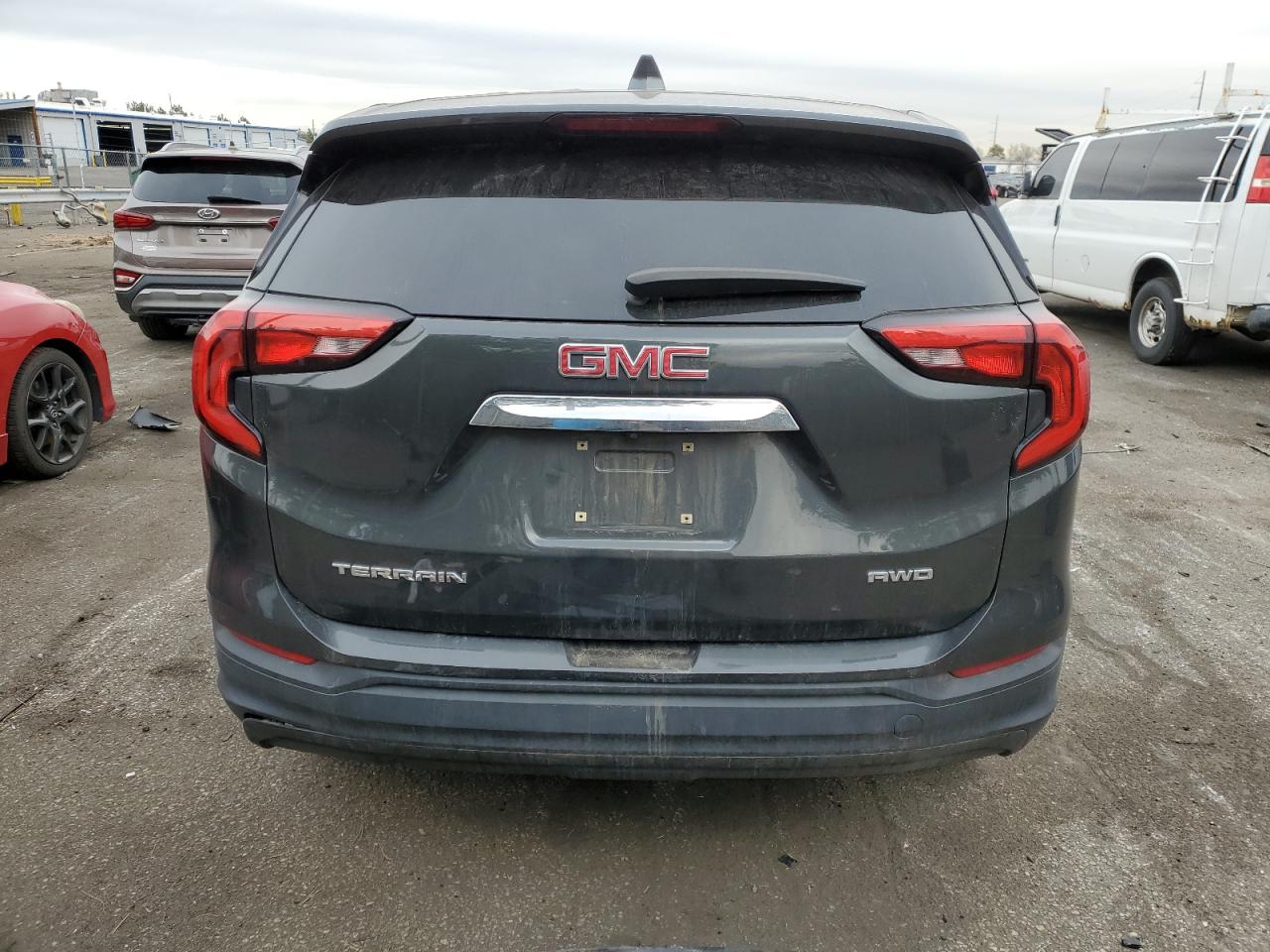 2019 GMC Terrain - Image 6