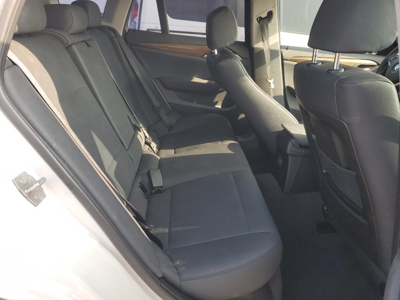 2015 BMW X1 Sdrive28I VIN: WBAVM1C59FVW58030 Lot: 84044774