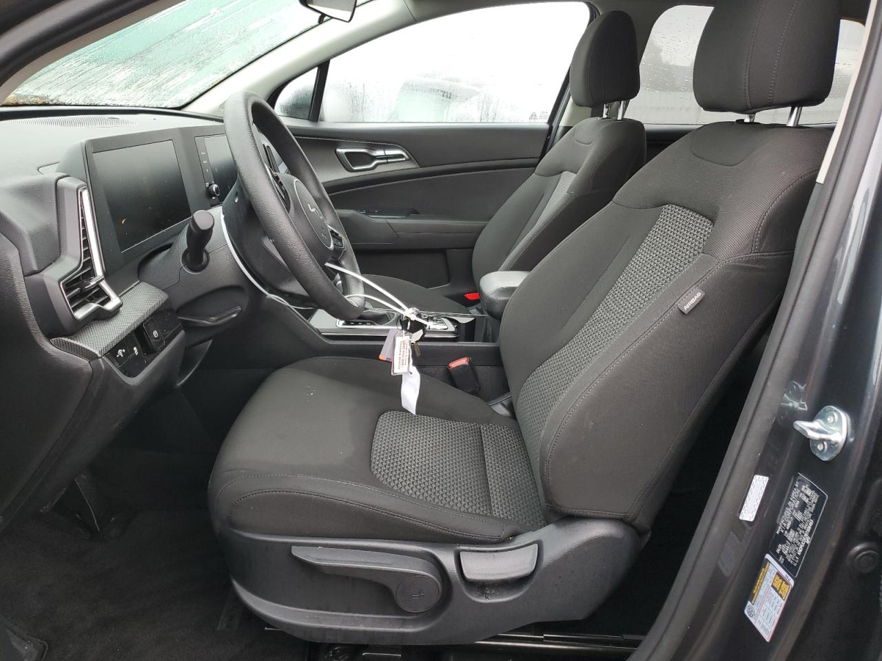 2024 Kia Sportage - Image 7