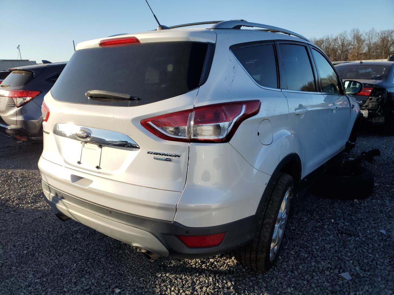 VIN 1FMCU9J97FUB46251 2015 FORD ESCAPE no.3